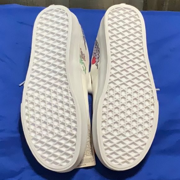 🌈Vans Limited Edition Ashley Lukashevsky OTW Pride ‘22 Size 8 women’s.🌈 - Picture 3 of 8